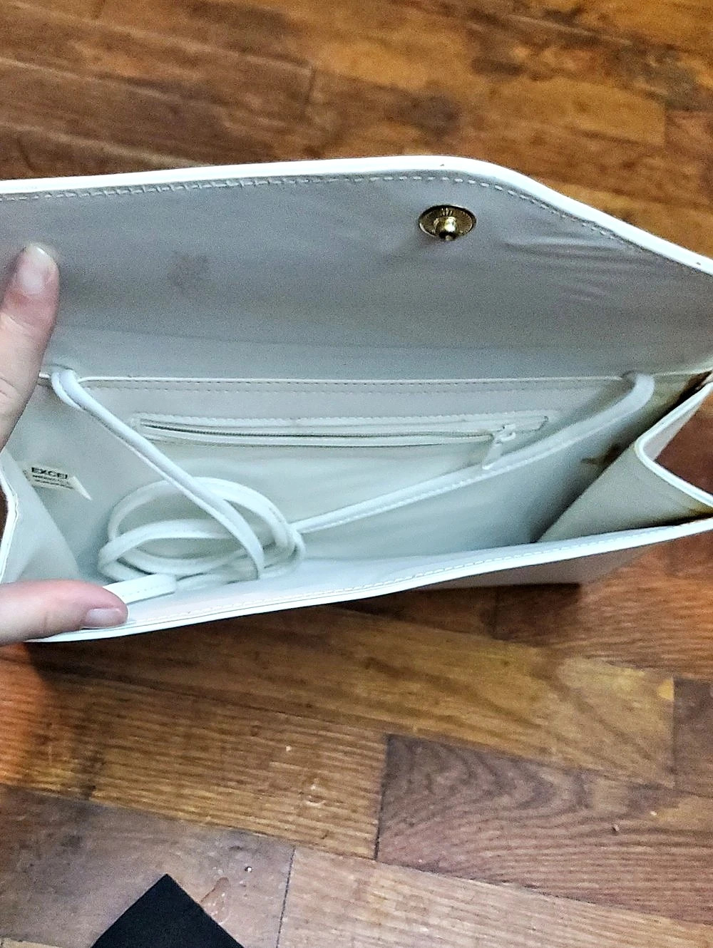 EXCEL White Clutch Bag - Picture 2 of 4